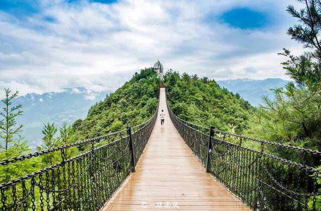 六盘水在哪个省，贵州省六盘水市盘县属于哪个区（夏季平均气温只有19.7℃）