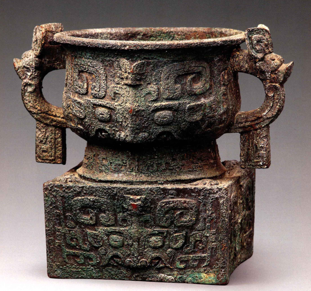 青铜器鉴赏，青铜器鉴赏论文2500字（古人也曾搞不懂——博物馆观赏指南）