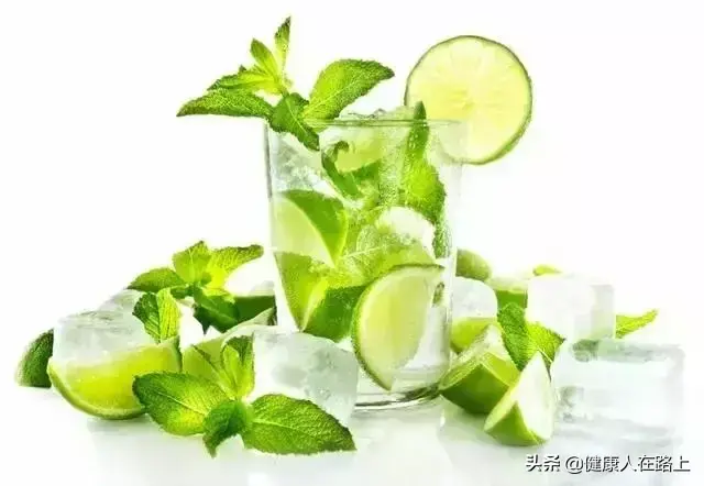 薄荷的功效与作用禁忌与副作用有哪些，薄荷的功效与作用和副作用（薄荷是药食两用的草本植物）