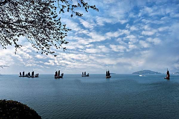 太湖水为什么那么浅，太湖为什么很浅（太湖这个美丽的湖泊是怎么诞生的）