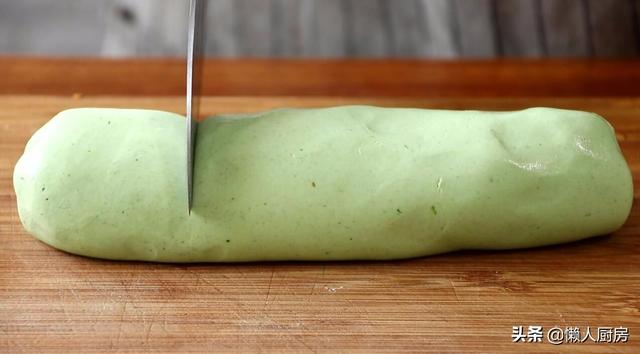 如何做清明团子，清明团子的制作方法（教你做时令美食青团）