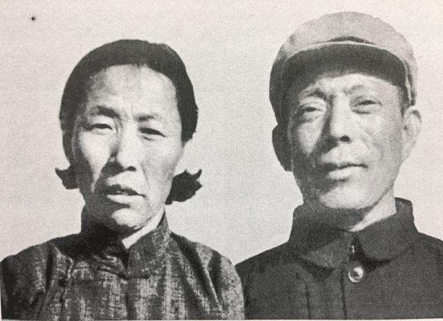 领导父亲病逝怎么发微信慰问，领导父亲去世致哀短信（老领导高绪平的真情好文——《清明节追思父亲》）