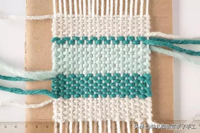 创意书签制作方法，阅读书签制作（毛线创意手工-杯垫、书签和挂饰）