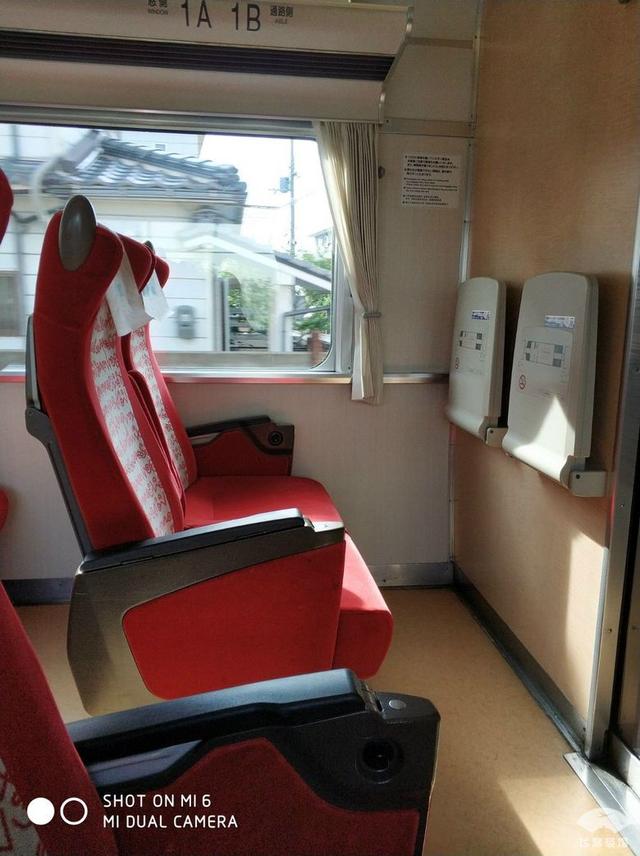 国航最高级别什么卡，国航白金卡什么级别（经济舱也能享受贵宾室、提前选座等权益）