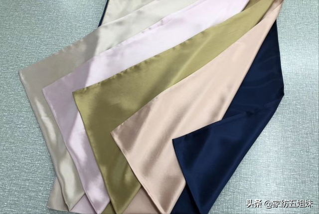 丝绸和真丝的区别，丝绸和真丝有什么区别（桑蚕丝和真丝到底有什么区别）
