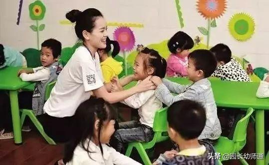 幼儿个别谈话记录12篇，幼儿园个案观察记录（幼儿教师与幼儿的晨间谈话）