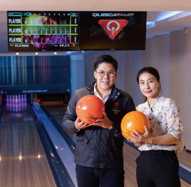 郭晶晶面相图解，郭晶晶面相百年难遇（郭晶晶粘着老公小鸟依人）