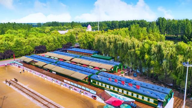 微山湖有哪些景区值得去玩，微山湖哪个景区最值得去（坐拥130000亩荷塘）