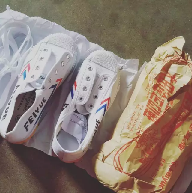 飞跃鞋子怎么样，飞跃鞋子质量好吗（国产小白鞋背后的辛酸史）