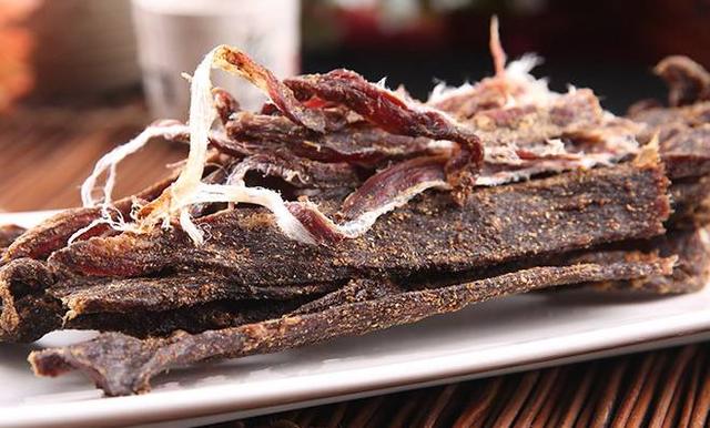 风干牛肉的做法，风干牛肉怎么做好吃（教你风干牛肉的技术配方）