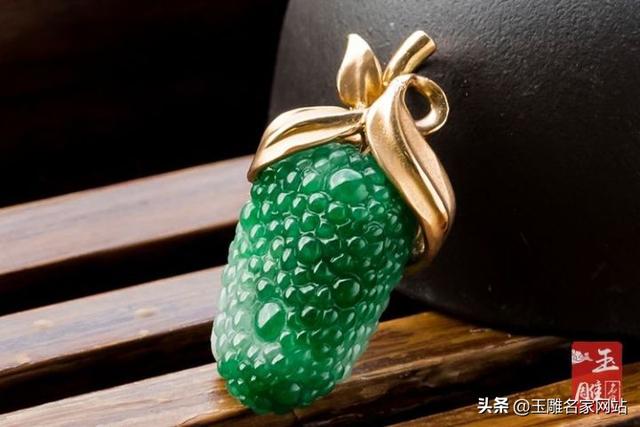 玉葡萄寓意是什么，葡萄玉是什么玉（玉雕葡萄的好处和功效）