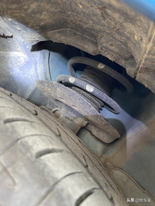 蓝鸟汽车2015款，新蓝鸟汽车2015款刹车异响（9万捡漏一辆才开一年的准新车）