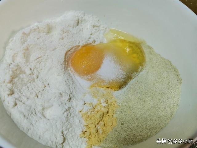 芝麻叶的吃法跟做法，芝麻叶的几种做法（芝麻叶绿豆糊涂杂面）