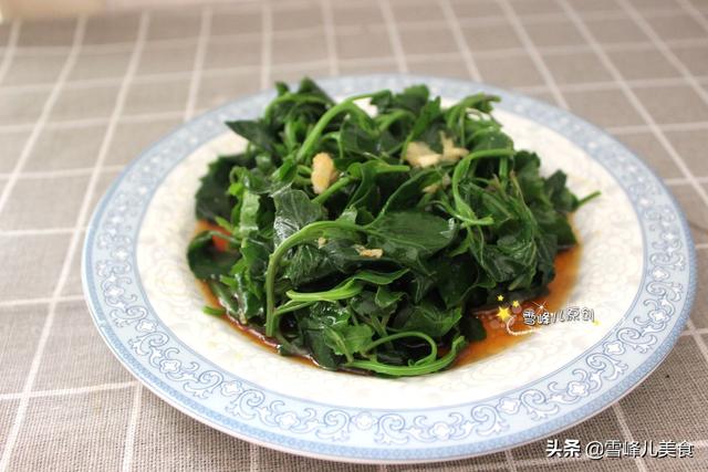 灰灰菜怎么吃，春天这菜路边就有（灰灰菜能吃吗）