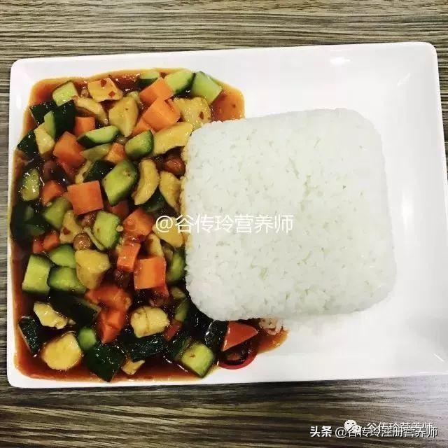 米饭是高碳水还是低碳水，米饭是高碳水还是低碳水呢（关于吃米饭的3个误区）