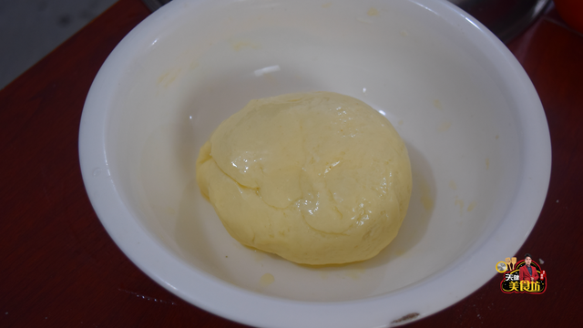 正宗披萨的做法，教你从饼皮开始在家做