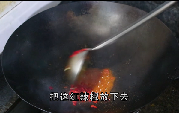 油豆腐的制作技术，腌制油豆腐制作方法（这种做法还是头次见）
