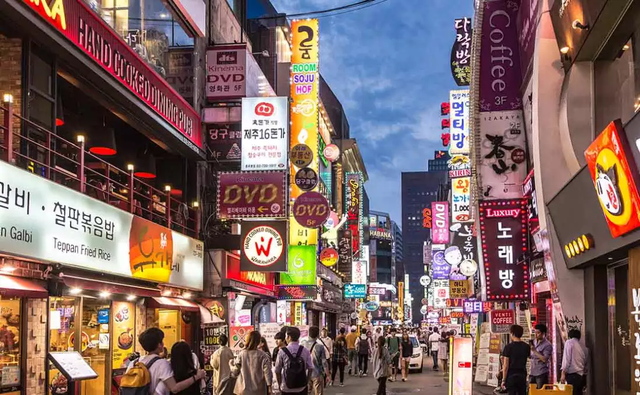 韩国化妆品批发，韩国化妆品批发市场在哪（韩国美丽经济商机巨大）