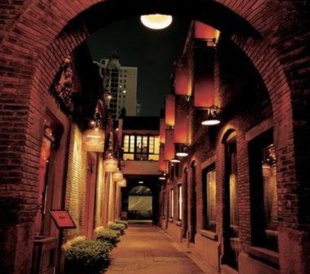 上海弄堂是什么，上海弄堂是什么样子的（4个老弄堂，带你重新认识上海）