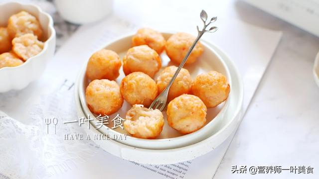 自制虾丸的做法，虾仁丸子的做法儿童吃（4年级女儿自制虾丸）