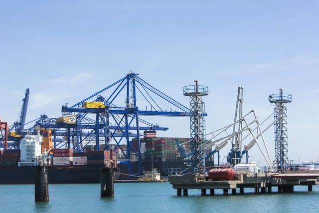 felixstowe是哪个国家的港口，felixstowe是指哪个港口（欧洲十大最繁忙的集装箱港口）