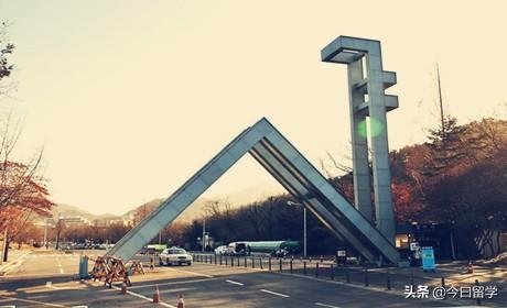韩国学校排名大学，韩国著名的大学排行榜前十名（韩国大学排名汇总）