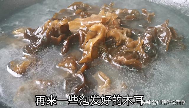 凉拌苦瓜的正宗做法，凉拌苦瓜的家常做法（凉拌苦瓜的正确做法）