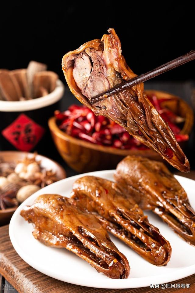 鸭架是什么部位，鸭架是鸭子哪个部位（鸭脖子鸭架子鸭头黑鸭子）