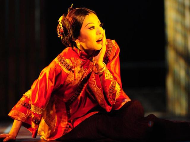 金锁记赏析，张爱玲金锁记赏析（从语言风格、人物性格、生活经历解析张爱玲感情观）