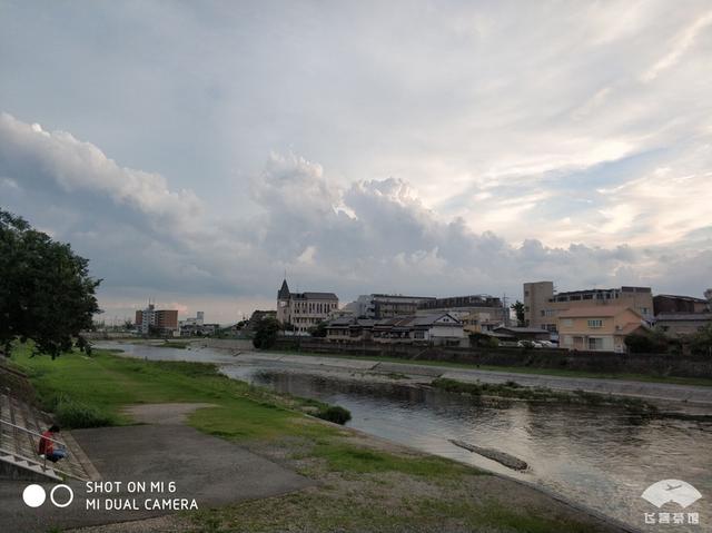 国航最高级别什么卡，国航白金卡什么级别（经济舱也能享受贵宾室、提前选座等权益）