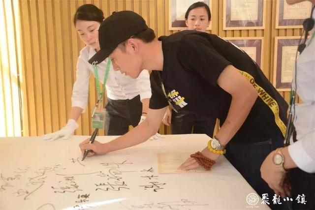 聚龙小镇一日游攻略，聚龙小镇一日游攻略惠安（宋卫平、孙宏斌都要学习的聚龙小镇）