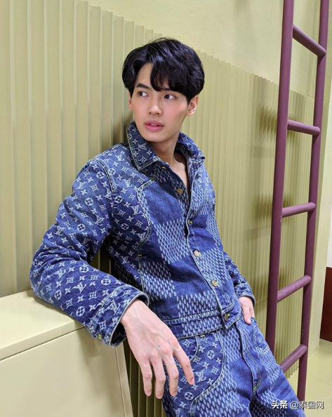 泰国明星用什么社交软件，泰国明星用什么社交软件看电影（7月涨粉最多的泰星排名出炉）