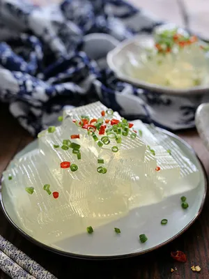 鱼身上的鳞片有什么用，鱼身上掉鳞片怎么办（鱼鳞：不仅能帮科学家研究鱼类）