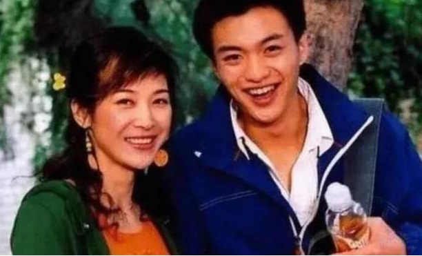 童蕾个人资料简介，童蕾个人资料（嫁入豪门后被骗\