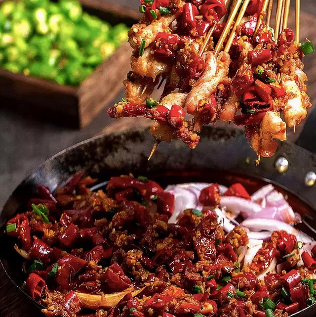 葱烧海参三种家常做法分享，葱烧海参的做法最正宗的做法（国家葱油地理：葱油）