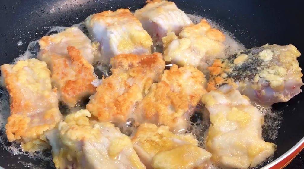 图片[5]-【糖醋鱼】做法步骤图 酸甜开胃 家人爱吃-起舞食谱网