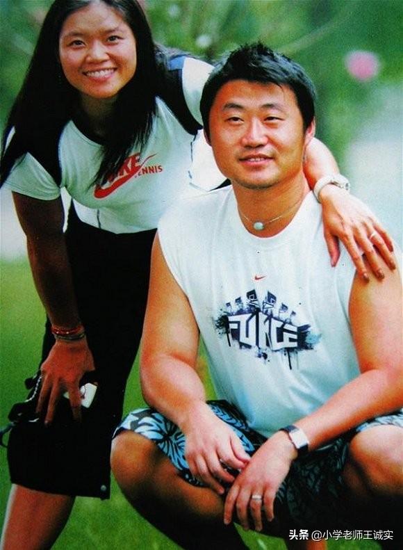 李娜网球个人资料，李娜个人资料（38岁的网球女神李娜）
