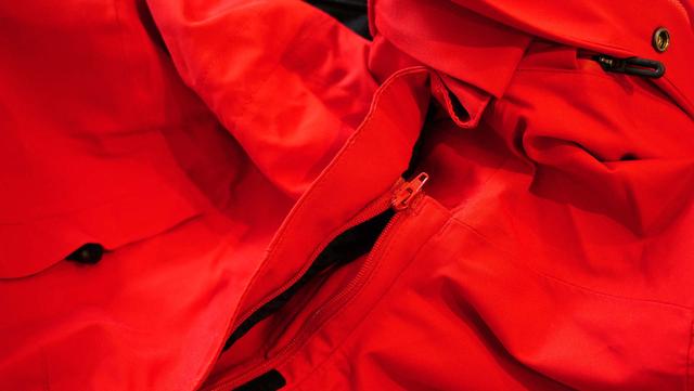 沙里瓦是什么意思，沙乌沙里瓦是什么意思（新年用红蓝新衣组CP-沙乐华男女羽绒服）