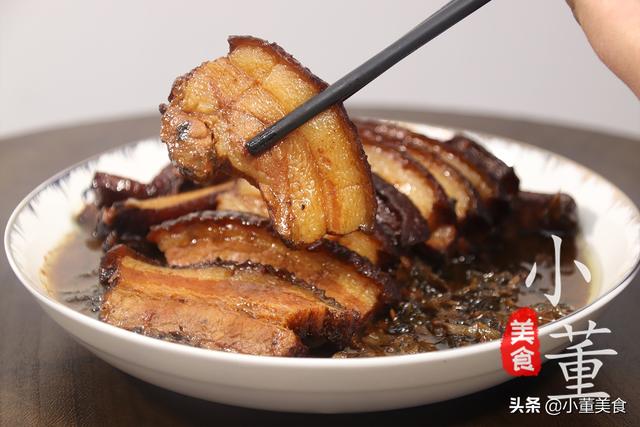 梅菜扣肉的家常做法正宗，梅菜扣肉正宗的家庭做法（这才是正宗梅菜扣肉的做法）