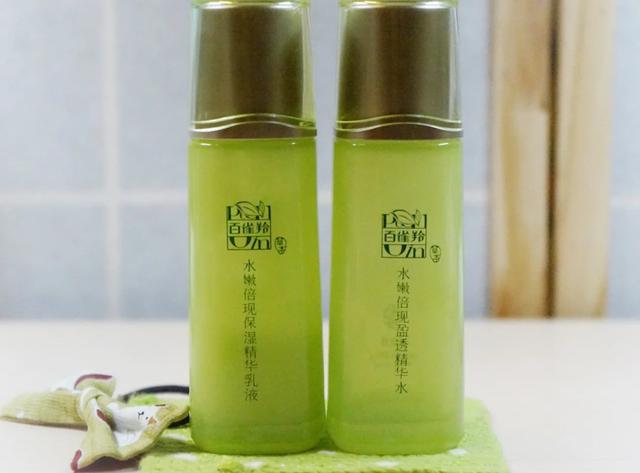 自然堂凝时系列适合什么年纪使用，自然堂适合年龄（适合20到35岁女人用的国货水乳）