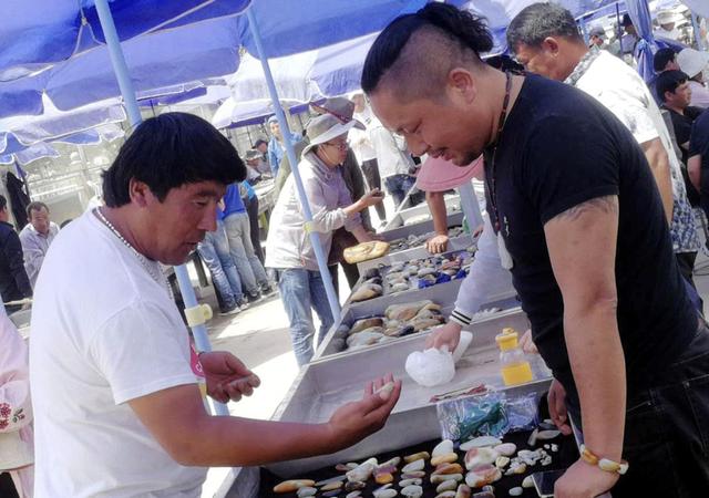 本溪怎么样，本溪怎么样知乎（一藏一见玉石品牌创始人丰子先生又赴新疆和田）