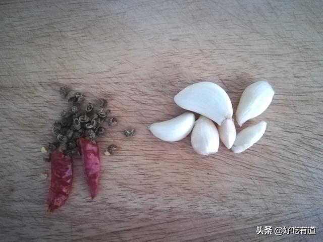 根达菜叶子怎么做好吃，根达菜叶子怎么做好吃的（这个菜自带咸味）
