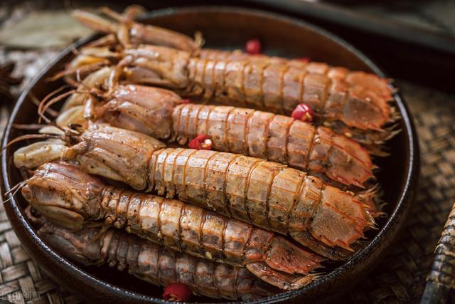 如何挑选琵琶虾，如何挑虾吃虾，一文说分明