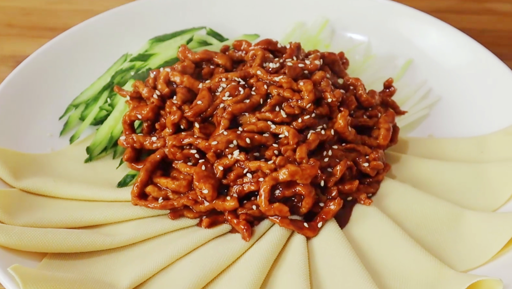 【京醬肉絲】做法步驟圖 炒出來口感嫩滑鮮香 好吃又下飯-起舞食譜網