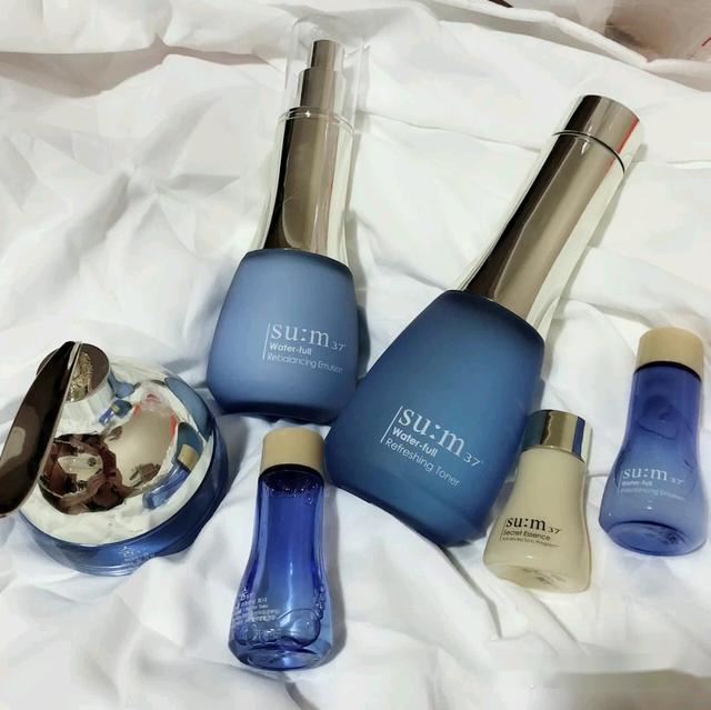 韩国护肤品牌排行榜，护肤品排行榜前10名（韩系4大“护肤套盒”是哪些）