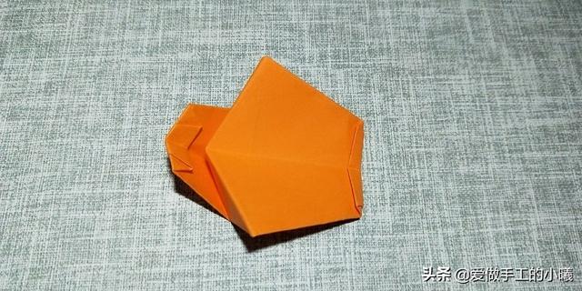 折纸小狗简单教程，简单的小狗折纸教程（简单可爱小狗折纸）