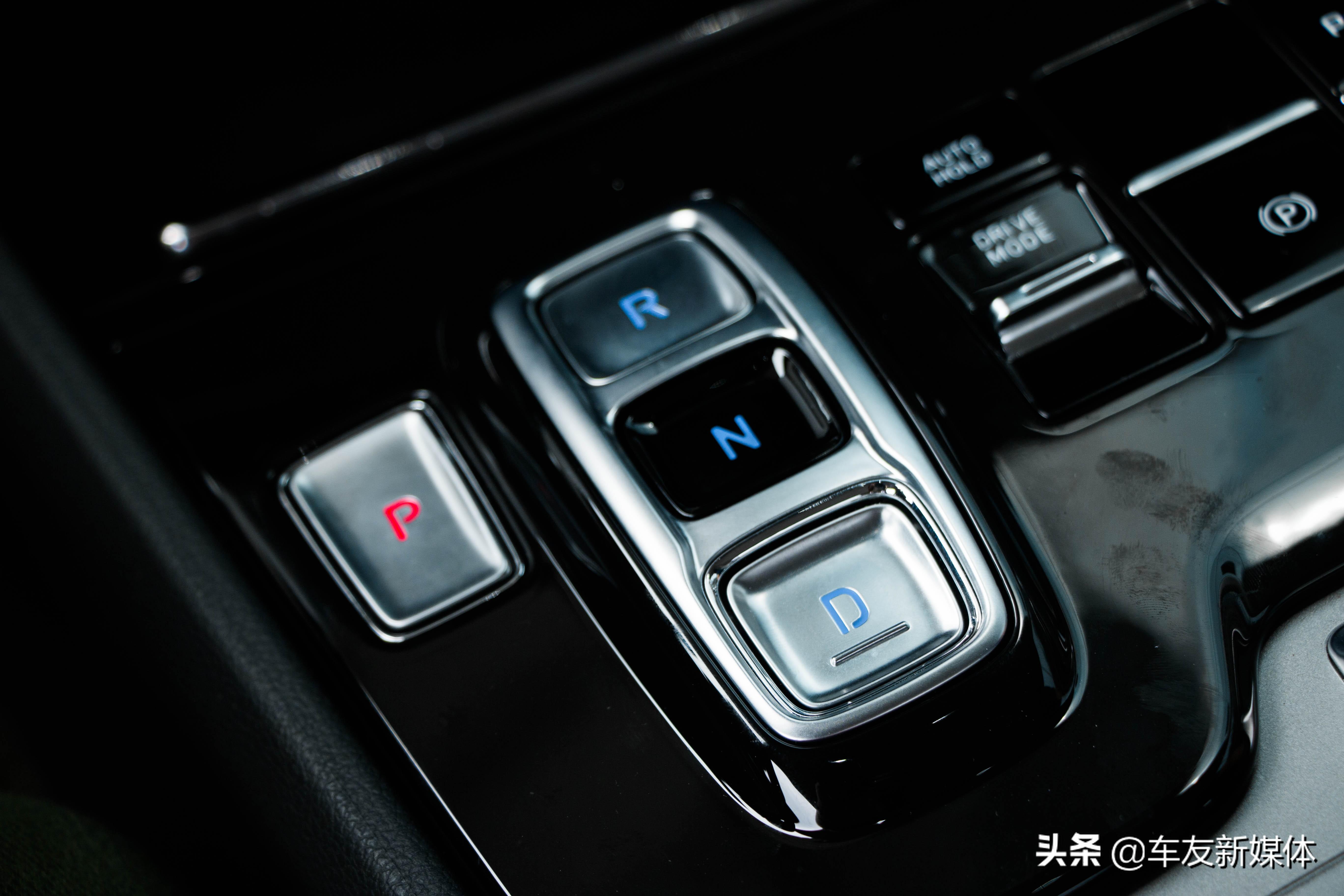 北京现代索纳塔第八代，北京现代索纳塔8代新款多少钱（深度试驾北京现代第十代索纳塔）