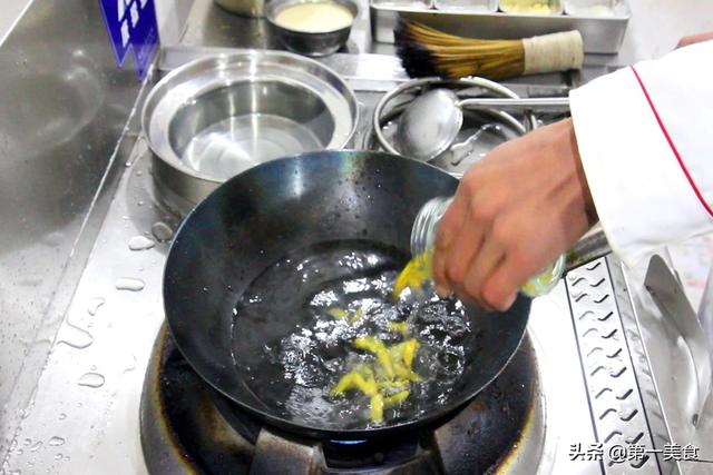 泡菜制作的步骤，泡菜制作的步骤生物（开胃泡菜这样做、隔天就能吃）