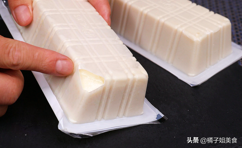 图片[2]-【豆腐拌皮蛋】做法步骤图 开胃又解腻-起舞食谱网