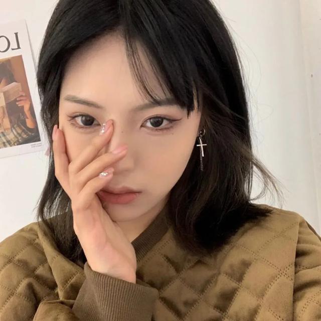 龙应该藏在云里你应该藏在心里，龙应该藏在云里你应该藏在心里表达了什么，微信头像（系列：龙应该藏在云里）